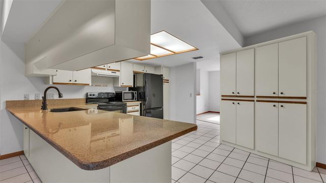 4669 HIGHLANDS PLACE DRIVE, Lakeland, FL 33813