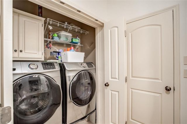 7866 W 157th Terrace, Overland Park, KS 66223