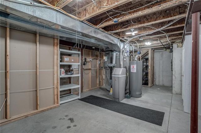 7866 W 157th Terrace, Overland Park, KS 66223