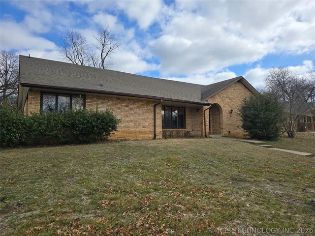 7805 S College Avenue, Tulsa, OK 74136