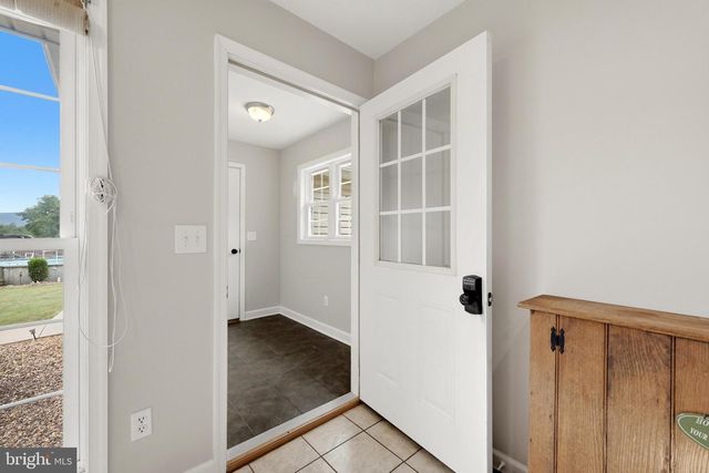 794 STEED LN, Front Royal, VA 22630