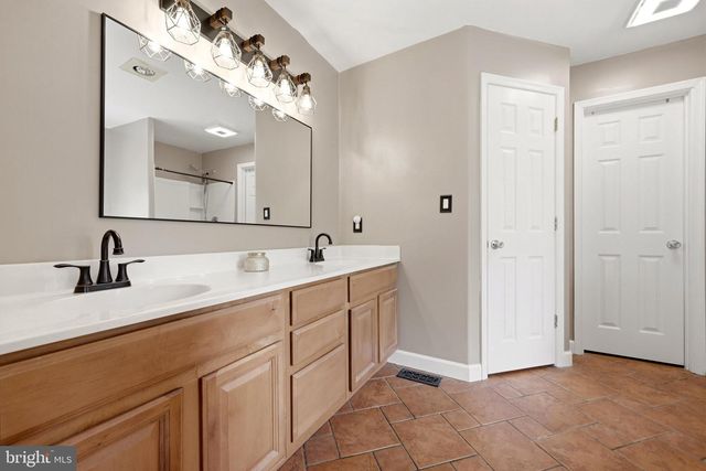 794 STEED LN, Front Royal, VA 22630