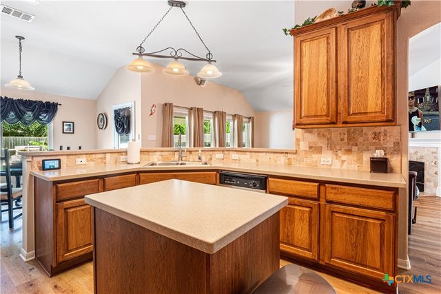 700 Stokesay Castle Path, Pflugerville, TX 78660