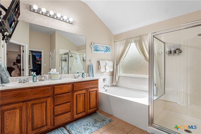 700 Stokesay Castle Path, Pflugerville, TX 78660