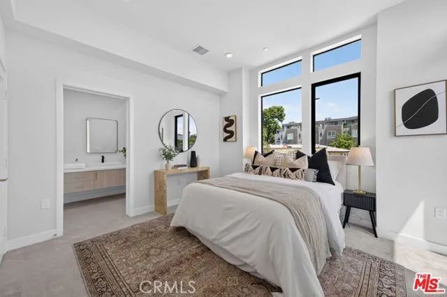 1204 N Orange Grove Ave Avenue, West Hollywood, CA 90046
