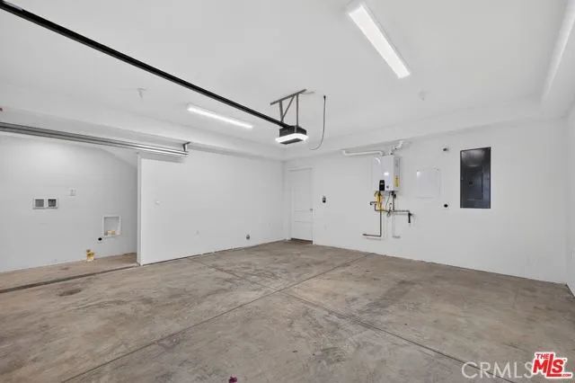 1204 N Orange Grove Ave Avenue, West Hollywood, CA 90046