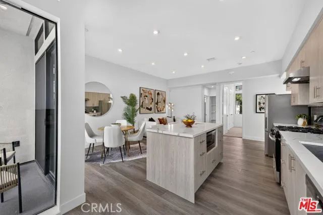 1204 N Orange Grove Ave Avenue, West Hollywood, CA 90046