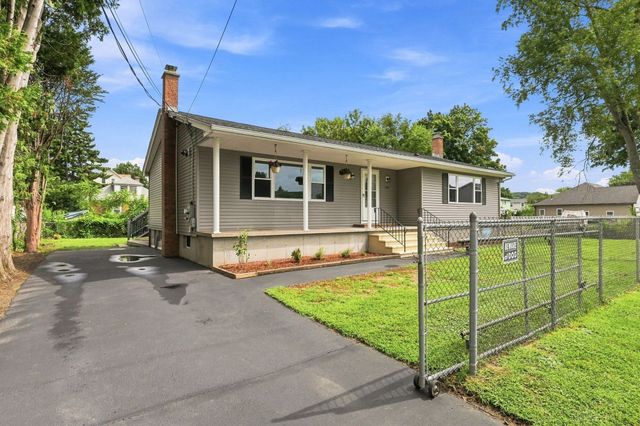 192 Empire St, Chicopee, MA 01013