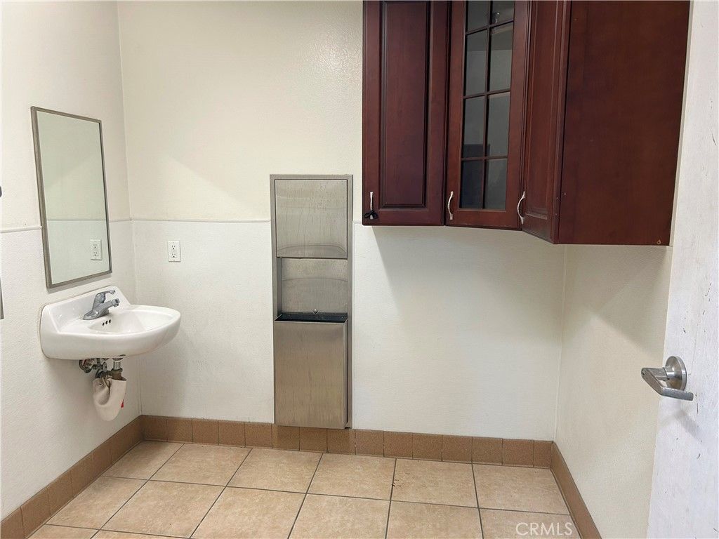 1458 W Holt Avenue B, Pomona, CA 91768 — photo 5