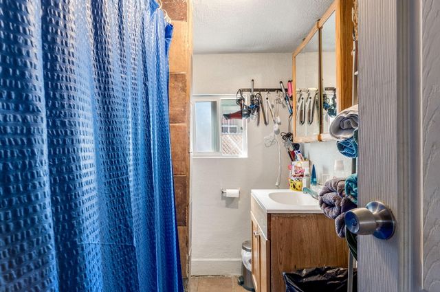 1800 Walter Street SE, Albuquerque, NM 87102