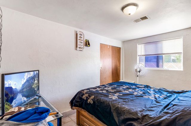 1800 Walter Street SE, Albuquerque, NM 87102