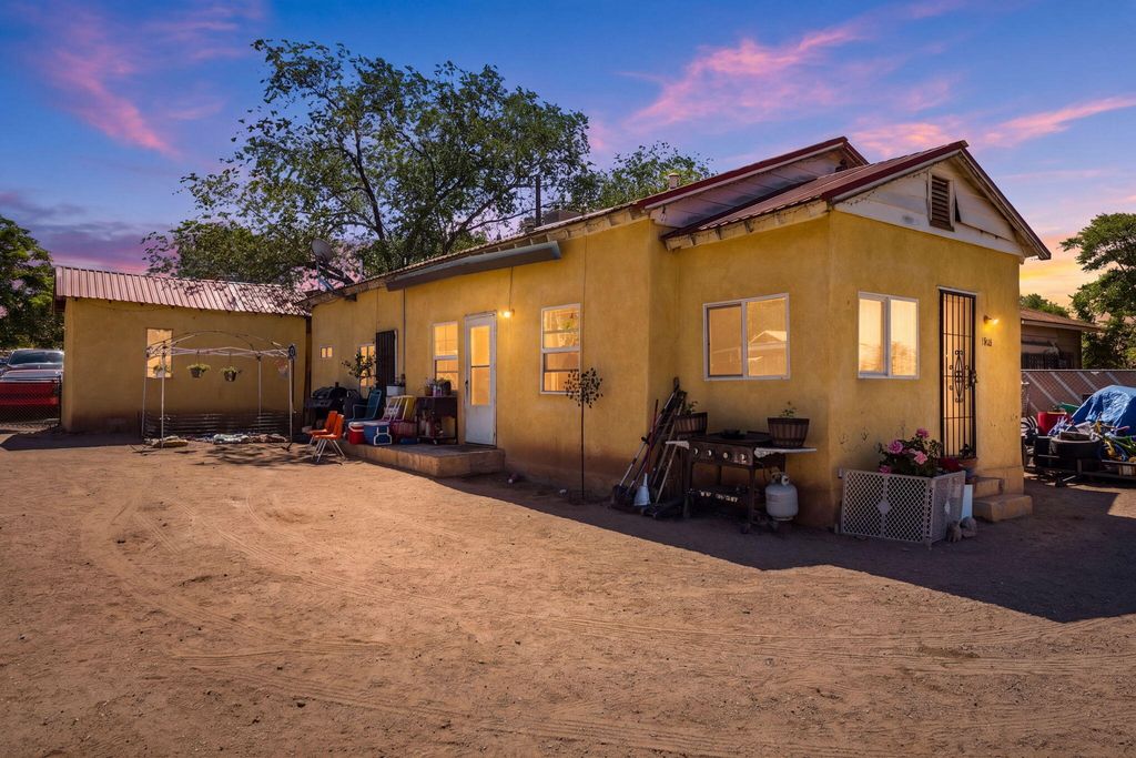 1800 Walter Street SE, Albuquerque, NM 87102