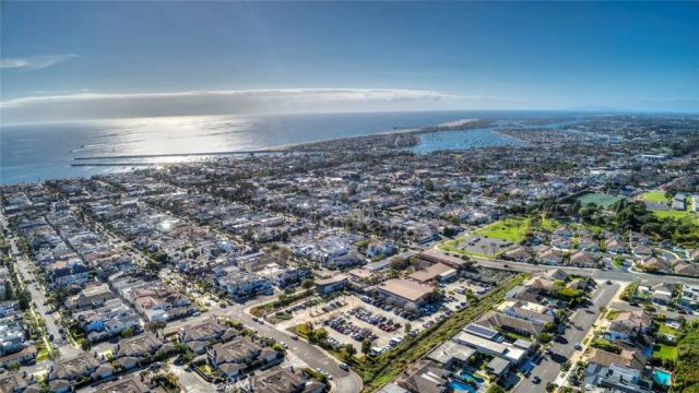 3741 Geranium, Corona Del Mar, CA 92625