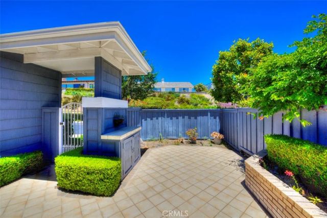 3741 Geranium, Corona Del Mar, CA 92625