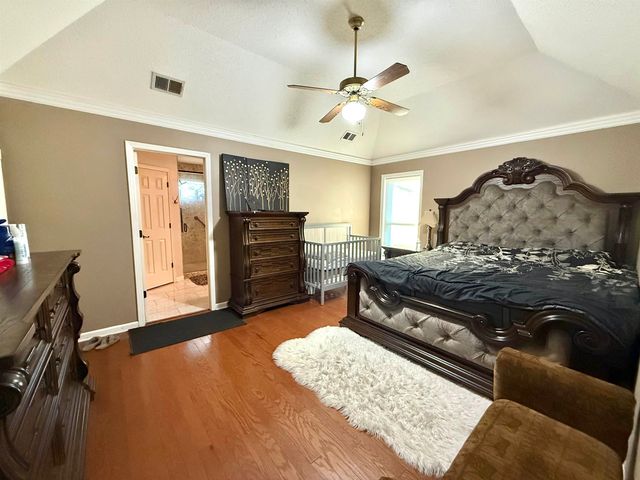 8481 OVERCUP OAKS DR, Memphis, TN 38018