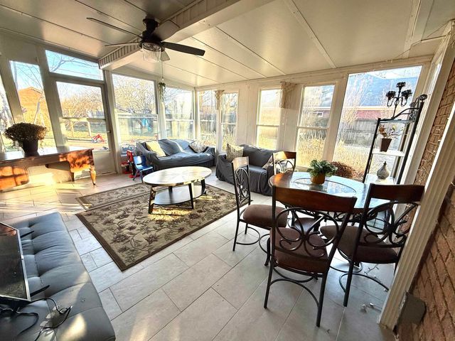 8481 OVERCUP OAKS DR, Memphis, TN 38018