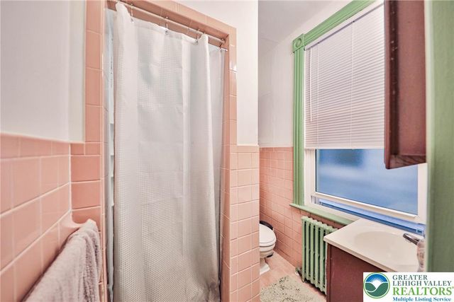 807 Spring Garden Street, Easton, PA 18042