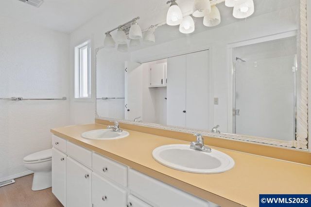 5455 Hickory Hill Dr SE, Salem, OR 97306