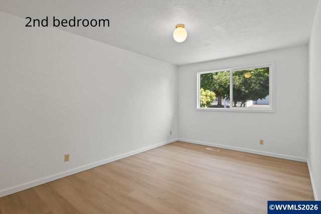 5455 Hickory Hill Dr SE, Salem, OR 97306