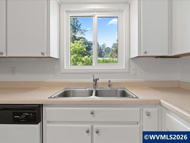 5455 Hickory Hill Dr SE, Salem, OR 97306