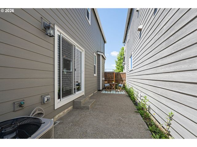 10320 Nw 293RD Ave, North Plains, OR 97133