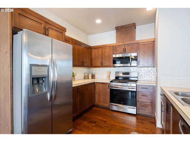 10320 Nw 293RD Ave, North Plains, OR 97133