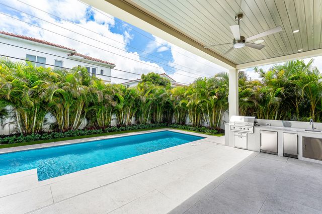 434 NE 6th Street, Boca Raton, FL 33432
