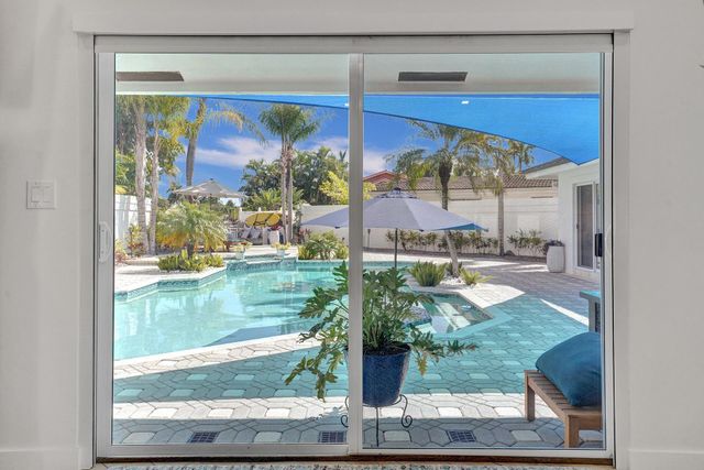 201 SE 11th Street, Pompano Beach, FL 33060