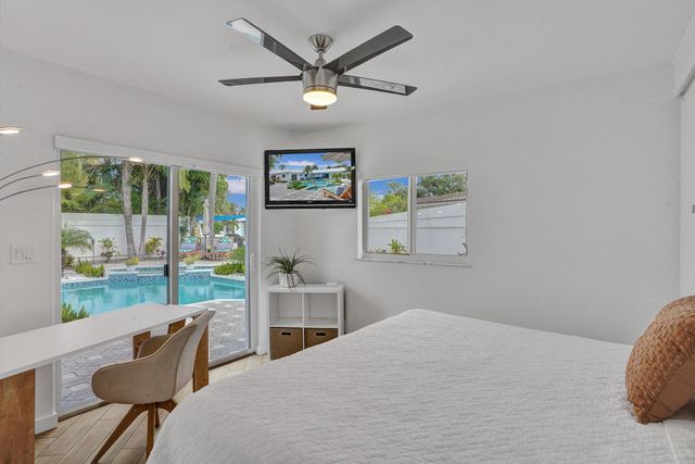201 SE 11th Street, Pompano Beach, FL 33060