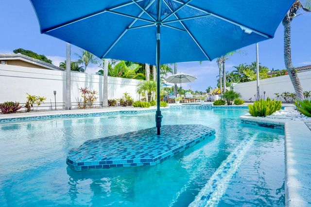 201 SE 11th Street, Pompano Beach, FL 33060