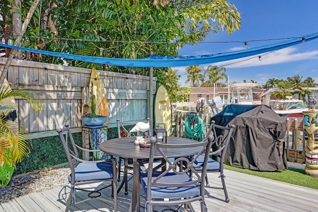 201 SE 11th Street, Pompano Beach, FL 33060