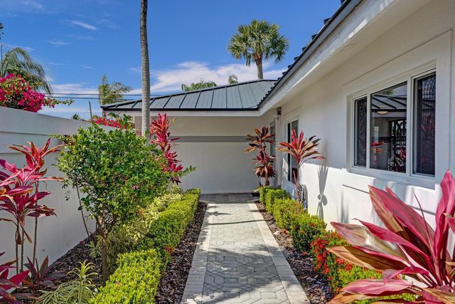 201 SE 11th Street, Pompano Beach, FL 33060