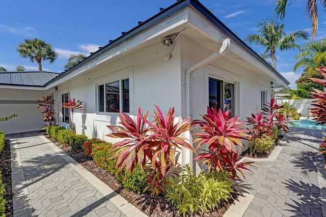 201 SE 11th Street, Pompano Beach, FL 33060
