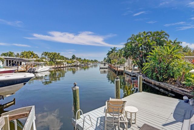 201 SE 11th Street, Pompano Beach, FL 33060