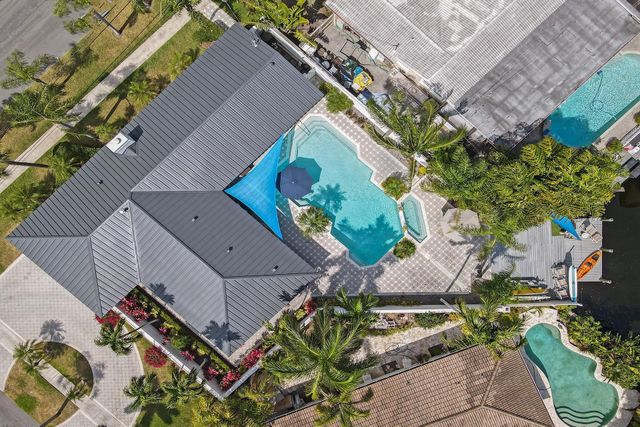 201 SE 11th Street, Pompano Beach, FL 33060
