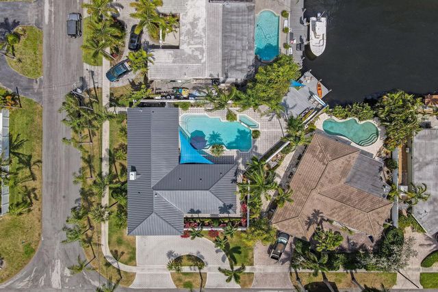 201 SE 11th Street, Pompano Beach, FL 33060