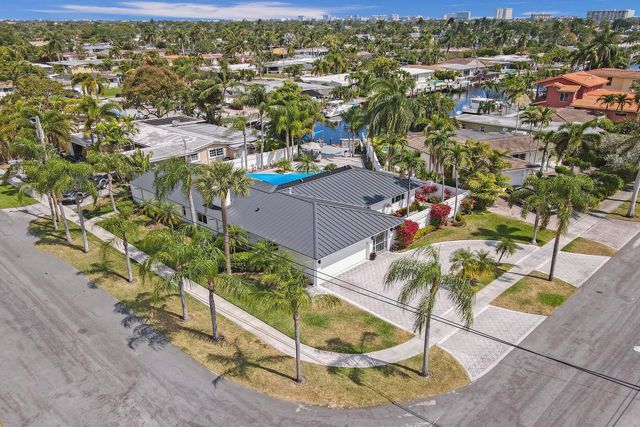 201 SE 11th Street, Pompano Beach, FL 33060
