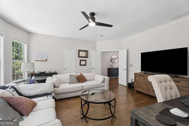 10 Collins Lake Place, Mableton, GA 30126