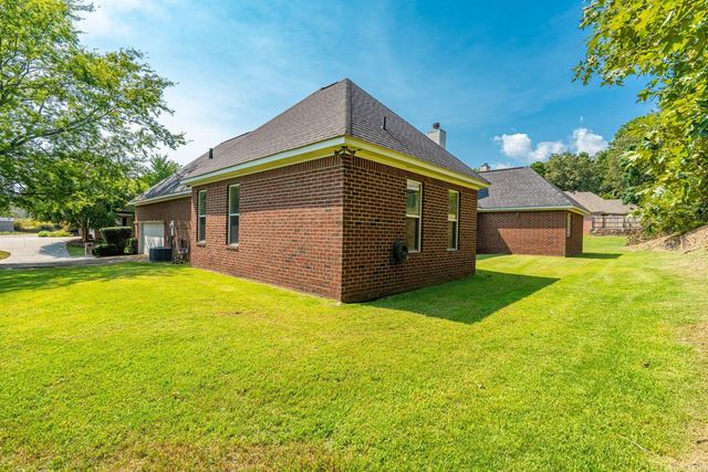 123 Saratoga Street, Hot Springs, AR 71901