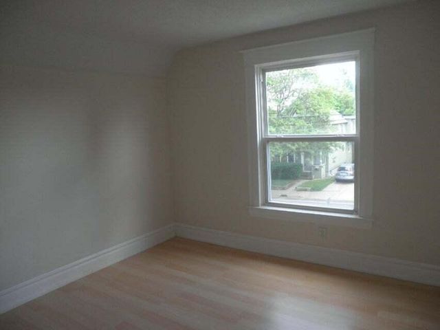 2120 S Burdick Street, Kalamazoo, MI 49001