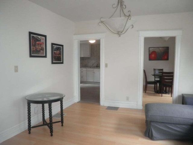 2120 S Burdick Street, Kalamazoo, MI 49001