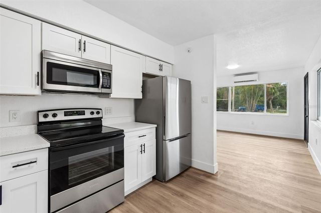 2832 MIRIAM STREET S, St Petersburg, FL 33711