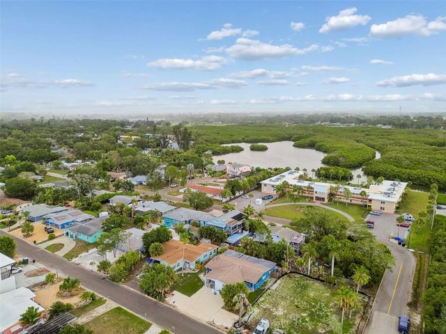 2832 MIRIAM STREET S, St Petersburg, FL 33711