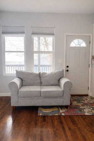 4151 W Fullerton Avenue, Chicago, IL 60639