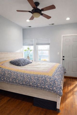 4151 W Fullerton Avenue, Chicago, IL 60639