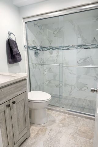 4151 W Fullerton Avenue, Chicago, IL 60639