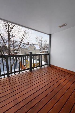 4151 W Fullerton Avenue, Chicago, IL 60639