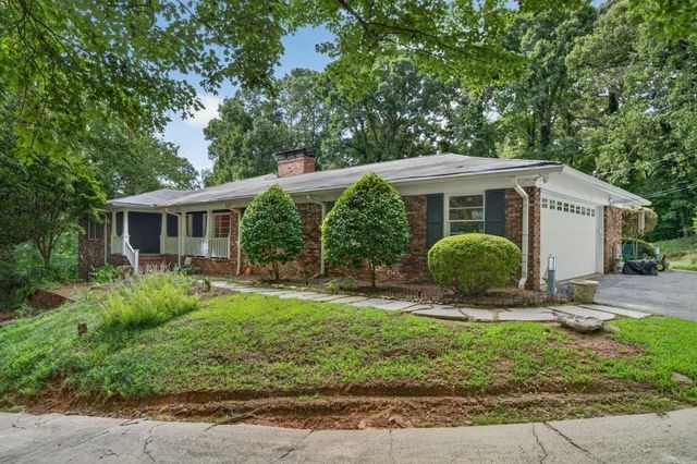 5274 Powers Ferry Road NW, Sandy Springs, GA 30327