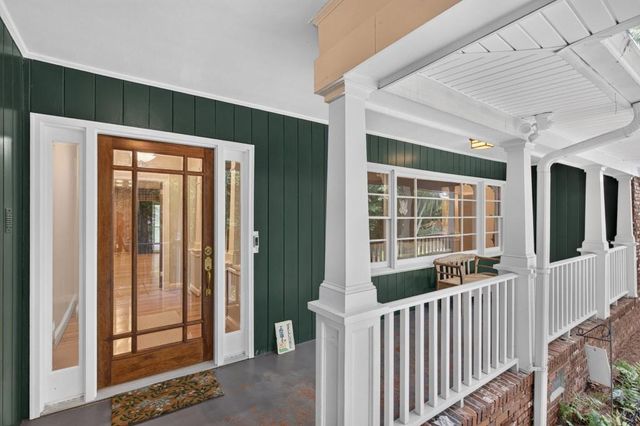 5274 Powers Ferry Road NW, Sandy Springs, GA 30327