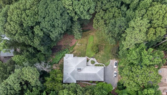 5274 Powers Ferry Road NW, Sandy Springs, GA 30327